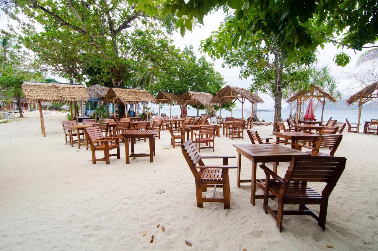 Phi Phi The Beach Resort Exterior photo